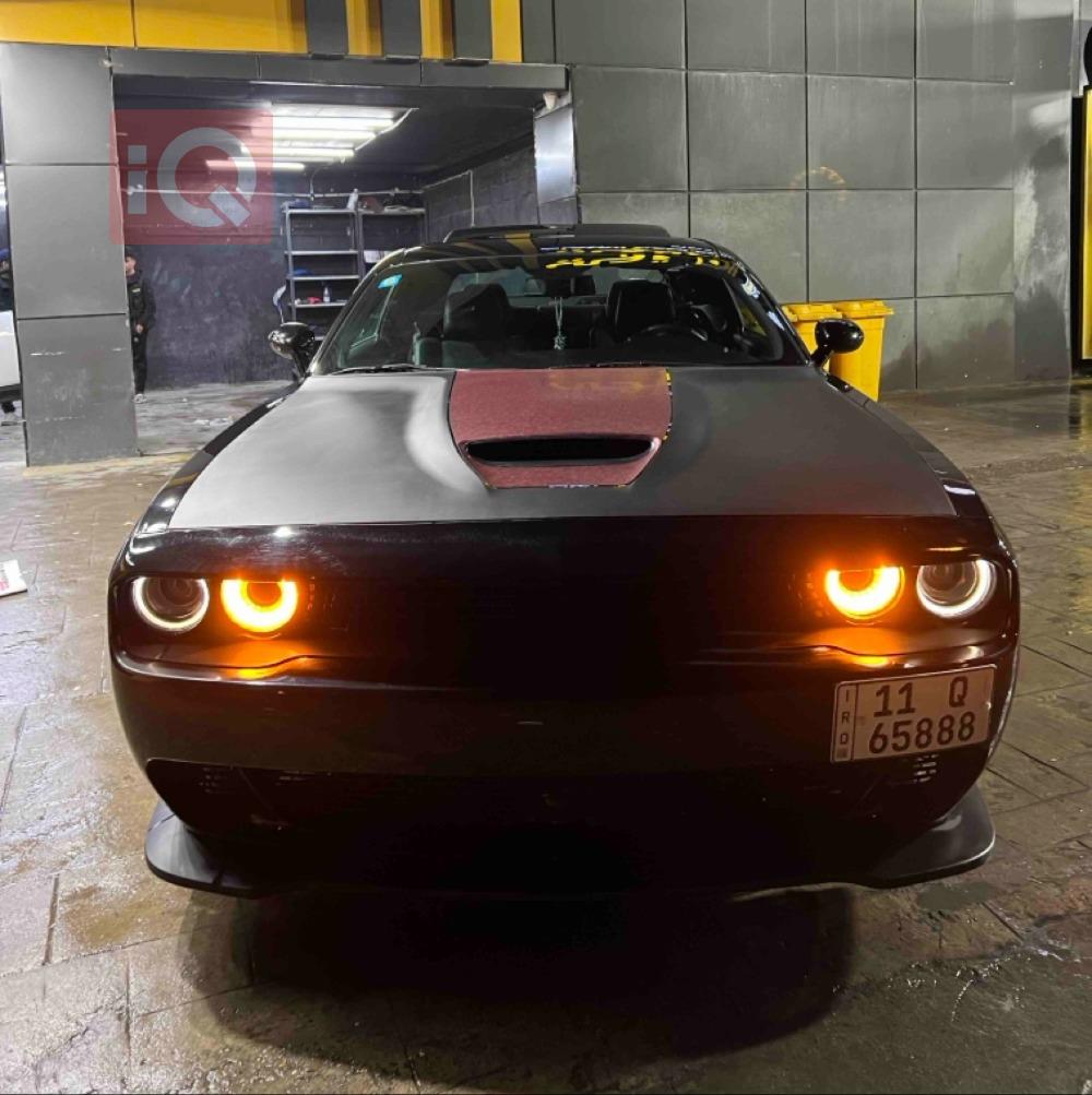 Dodge Challenger